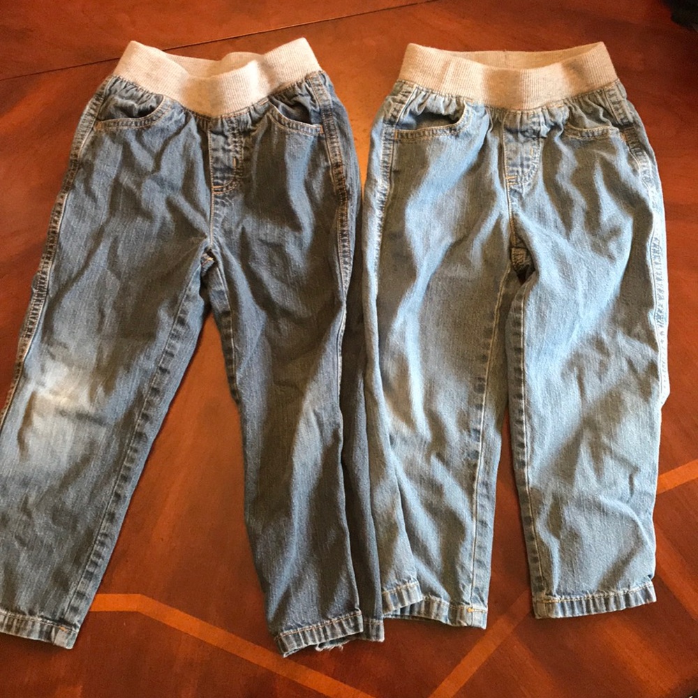 2 Jumping Beans size 3t jeans.